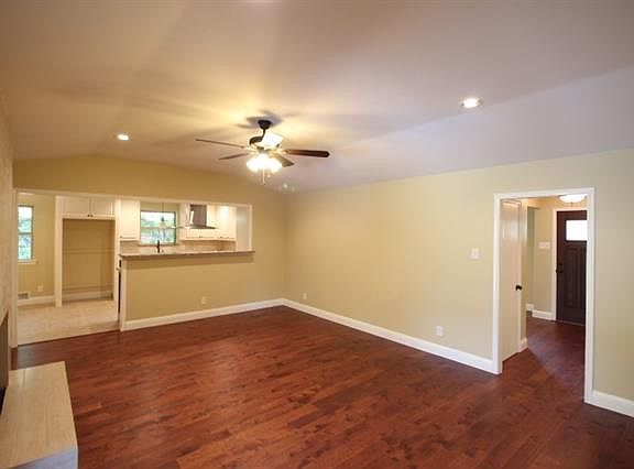 5th image of 602 Laguna Dr
