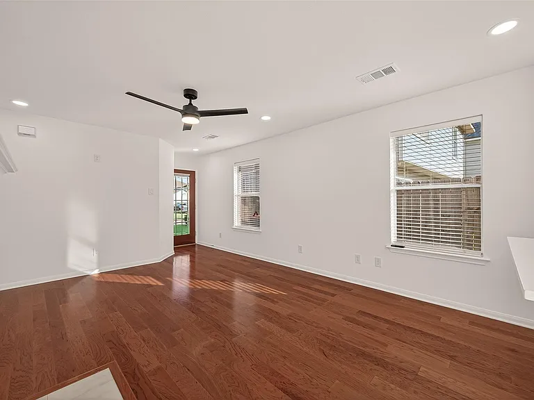 7231 River Pines Dr — Photo 8