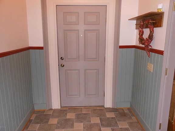 3rd image of 300 N Cass St