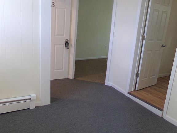 3rd image of 16 Main St APT 3