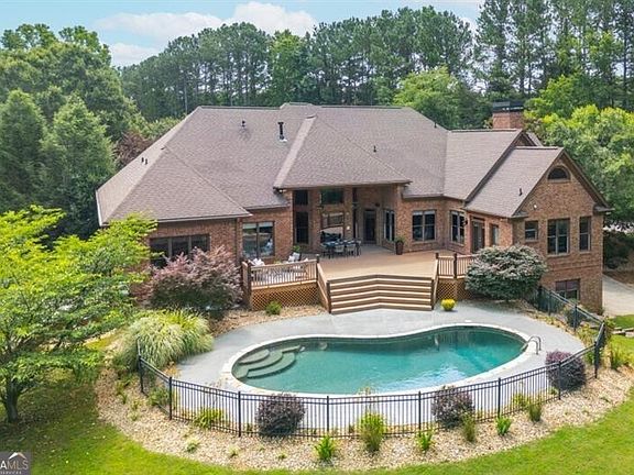 2nd image of 3505 Watson Rd