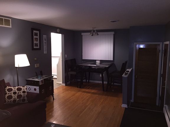 3rd image of 16 Penwood Dr