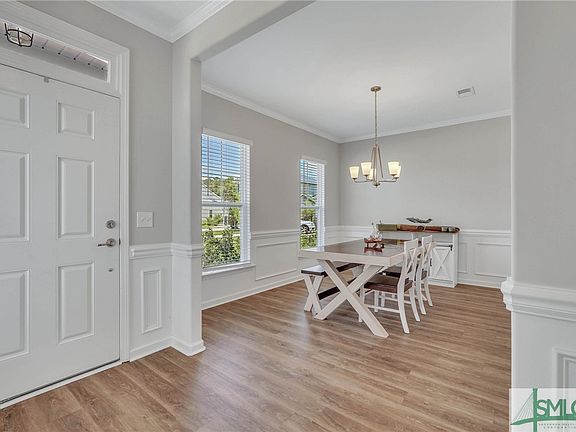 5th image of 8 Chimney Court