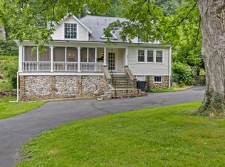 281 Riversville Rd, Greenwich, CT 06831
