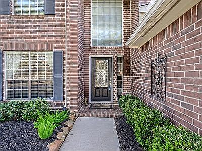 1st image of 14402 Chestnut Falls Dr