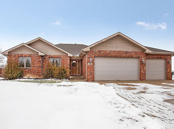 2nd image of 501 Kingston Dr