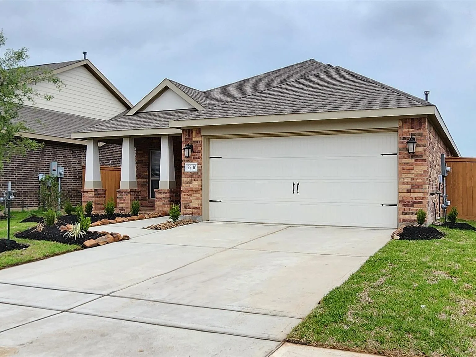 3 bed, 1600 sqft, $2,295 — Photo 2