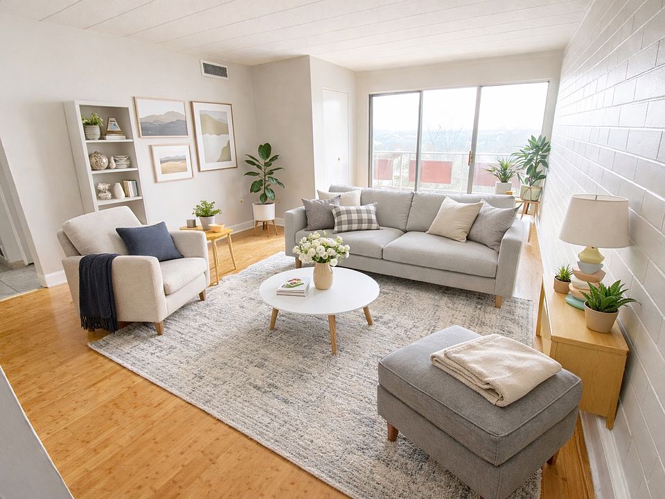 Hardwood Living Room 2B/1B (Staged)