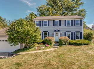 1801 W Wiesbrook Rd, Wheaton, IL 60189