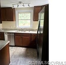 3rd image of 2405 Alycia Ave