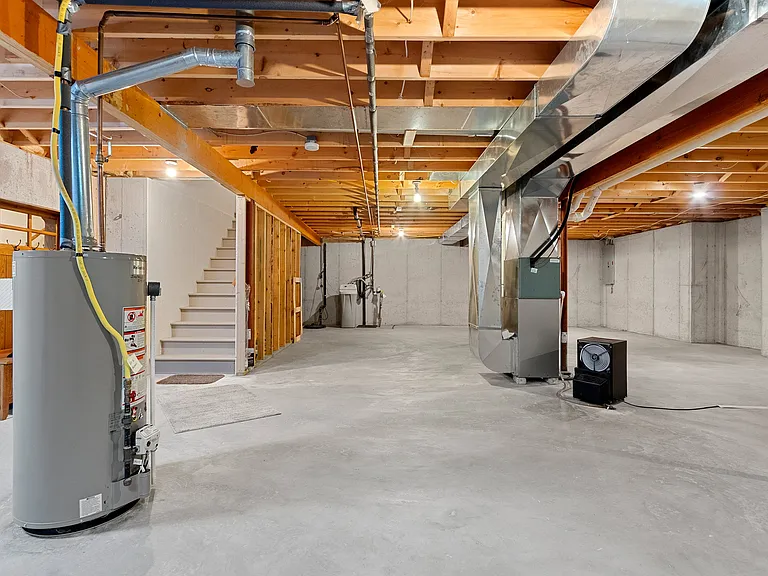 945 Harwood Ave — Photo 32