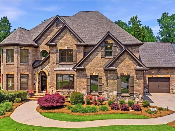 3501 Falls Branch Ct, Buford, GA 30519