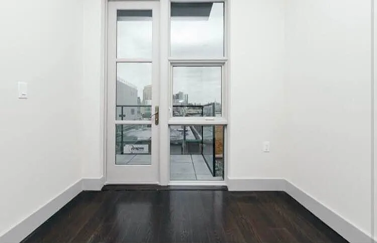 56 Box St #5D — Photo 4