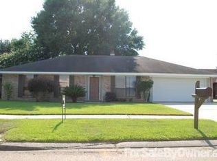 205 Saint Nicholas Dr, Lafayette, LA 70506