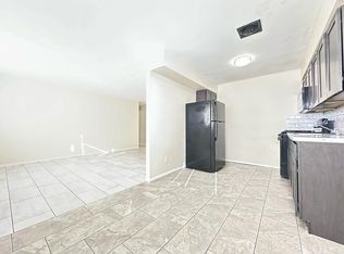 Tustin Court, Philadelphia, PA 19152