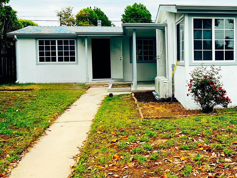 1st image of 13839 Roscoe Blvd #1