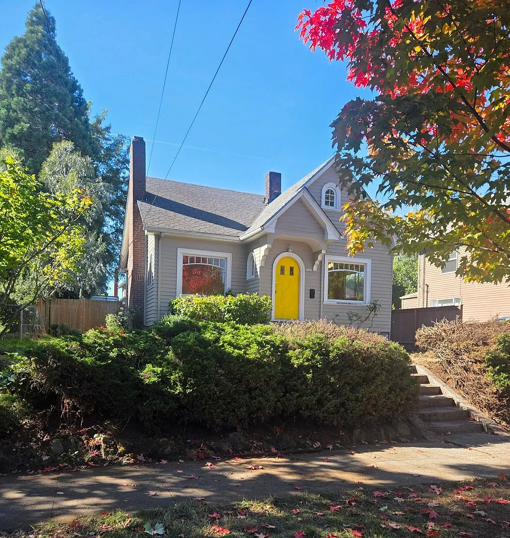 Six Bedroom - Overlook Neighborhood — Photo 1