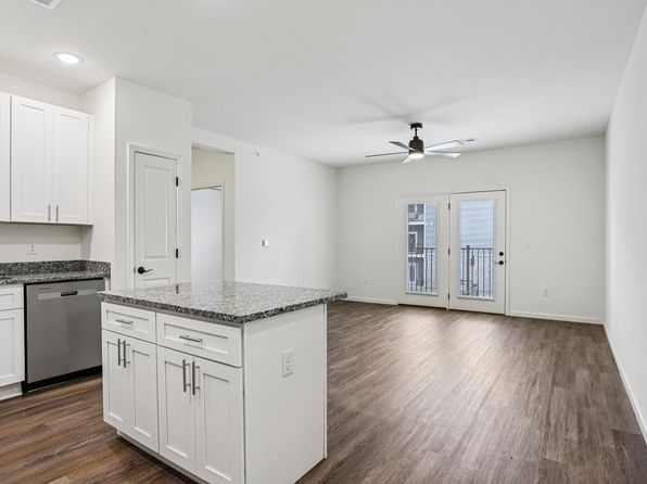 1025 Don Ave #108