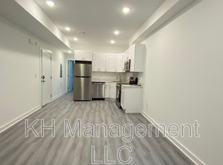 624 N 38th St #2, Philadelphia, PA 19104