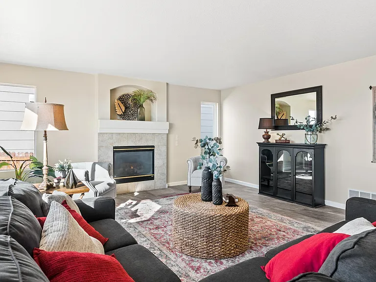 1657 Falcon Ridge Dr — Photo 13