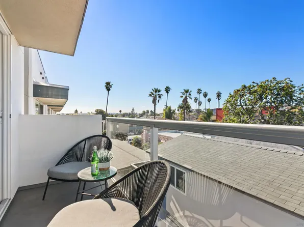 1952 Hornblend St Unit 1, San Diego, CA 92109