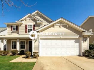 9740 Falling Stream Dr, Charlotte, NC 28214