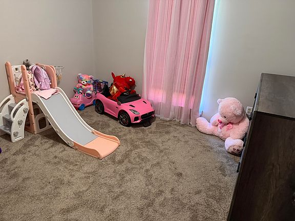 2nd image of 15 Southern Ln