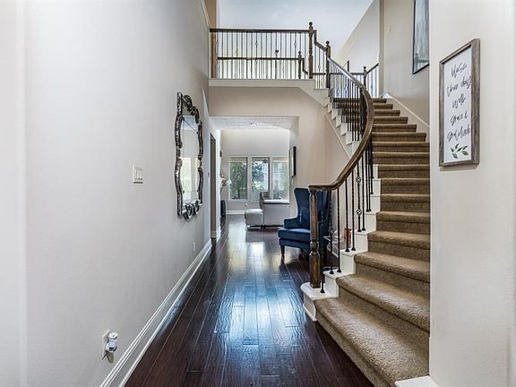 4th image of 34131 Mill Creek Way