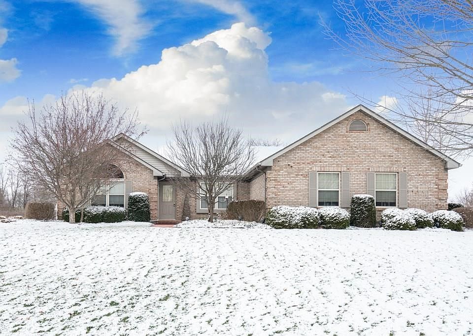 1st image of 420 Crane Dr