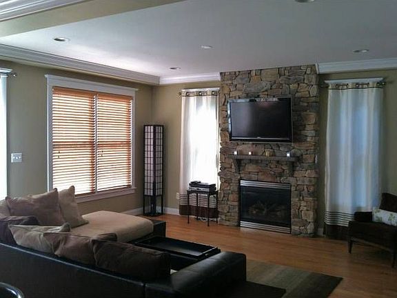Family Rm w/stone gas fp