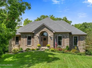 7502 Derby Dr, Crestwood, KY 40014