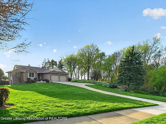2nd image of 13964 Adeline Dr