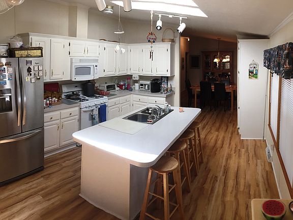 5th image of 35034 North Dr
