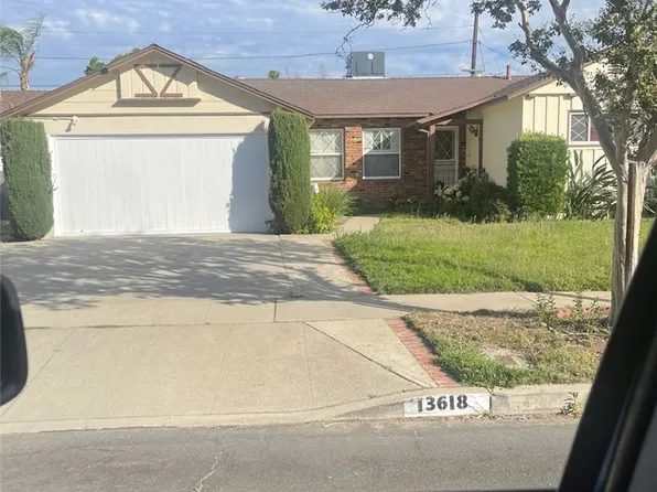 13618 Sunburst St, Pacoima, CA 91331