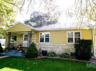 207 W 18th St, Grand Island, NE 68801