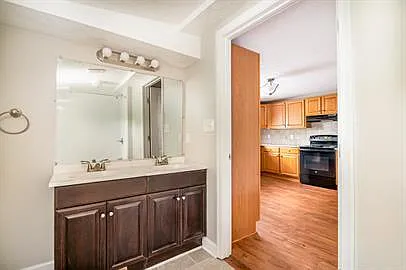373A Main St — Photo 10