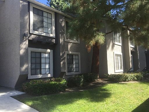 1st image of 15078 Avenida Venusto