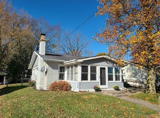 909 N Lake St, Syracuse, IN 46567