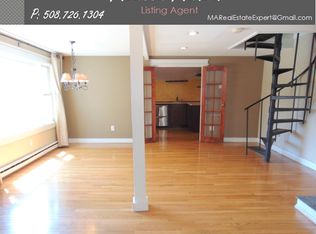 76 Field St APT 7, Taunton, MA 02780