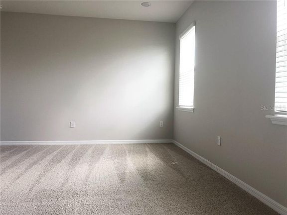 5th image of 33014 Sand Creek Dr