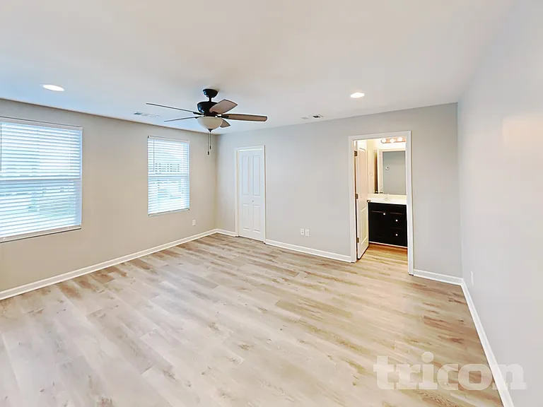 1845 Belle Arbor Dr — Photo 8