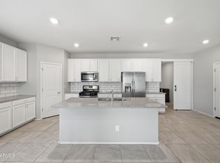 59 E LIBERTY Lane, Gilbert, AZ 85296