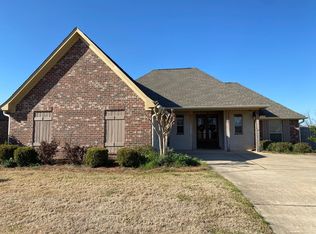 132 Millhouse Dr, Madison, MS 39110