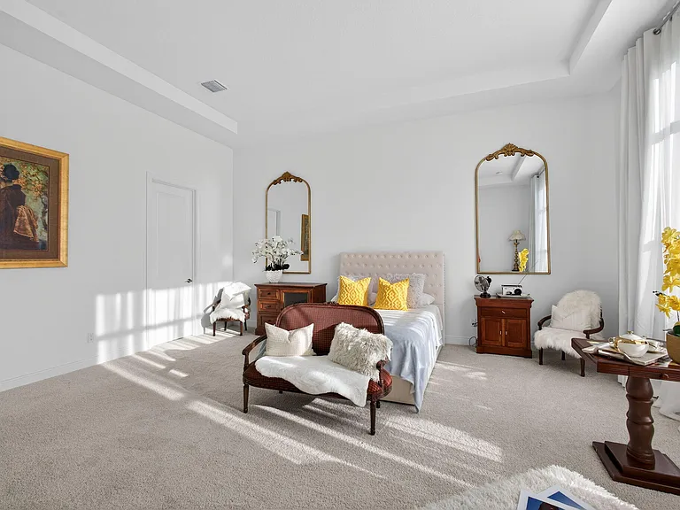 11460 SW Pietra Way — Photo 32