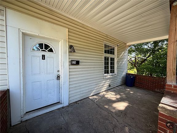 3rd image of 524 W Burgess St