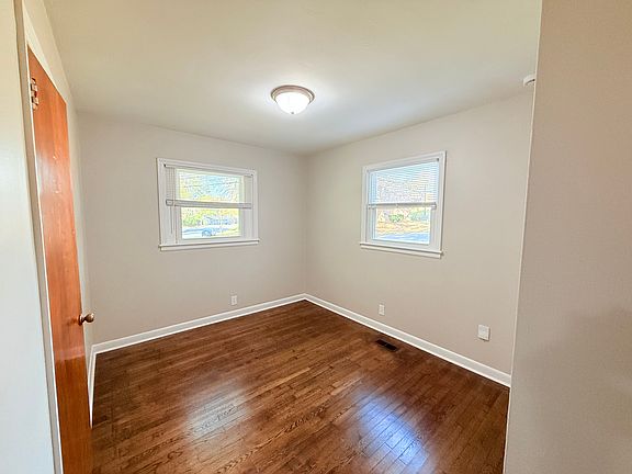 5th image of 1200 Lynhurst Dr