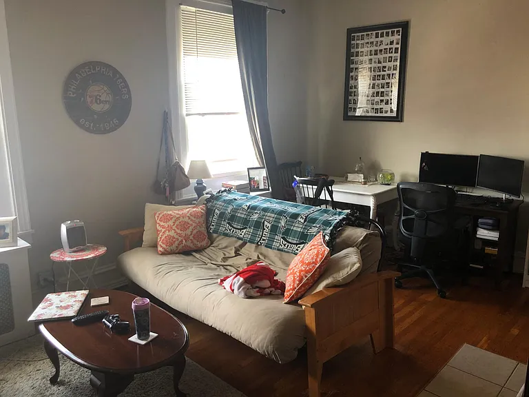 1243 E Susquehanna Ave #3 — Photo 3