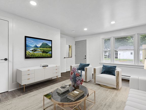 3rd image of 1429 1/2 Knollwood Ave
