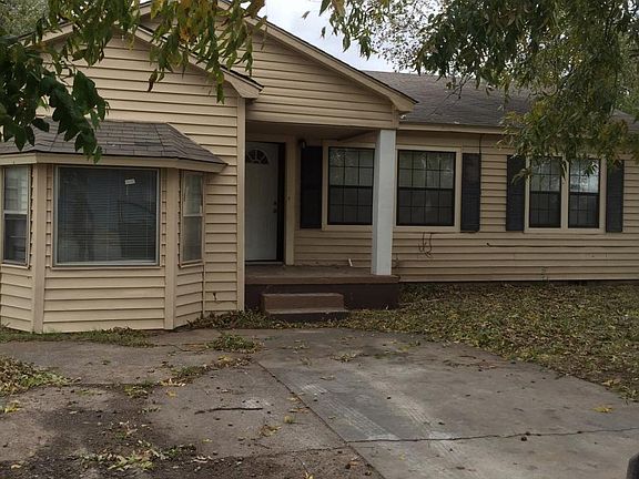 3rd image of 1509 NW Baldwin Ave