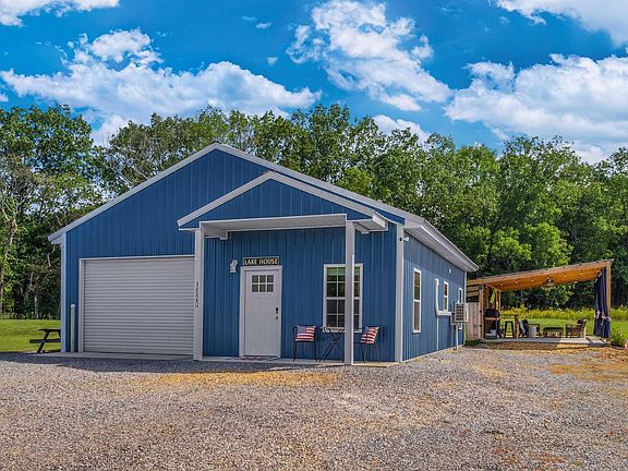 2nd image of 1520 Murphy Hill Rd